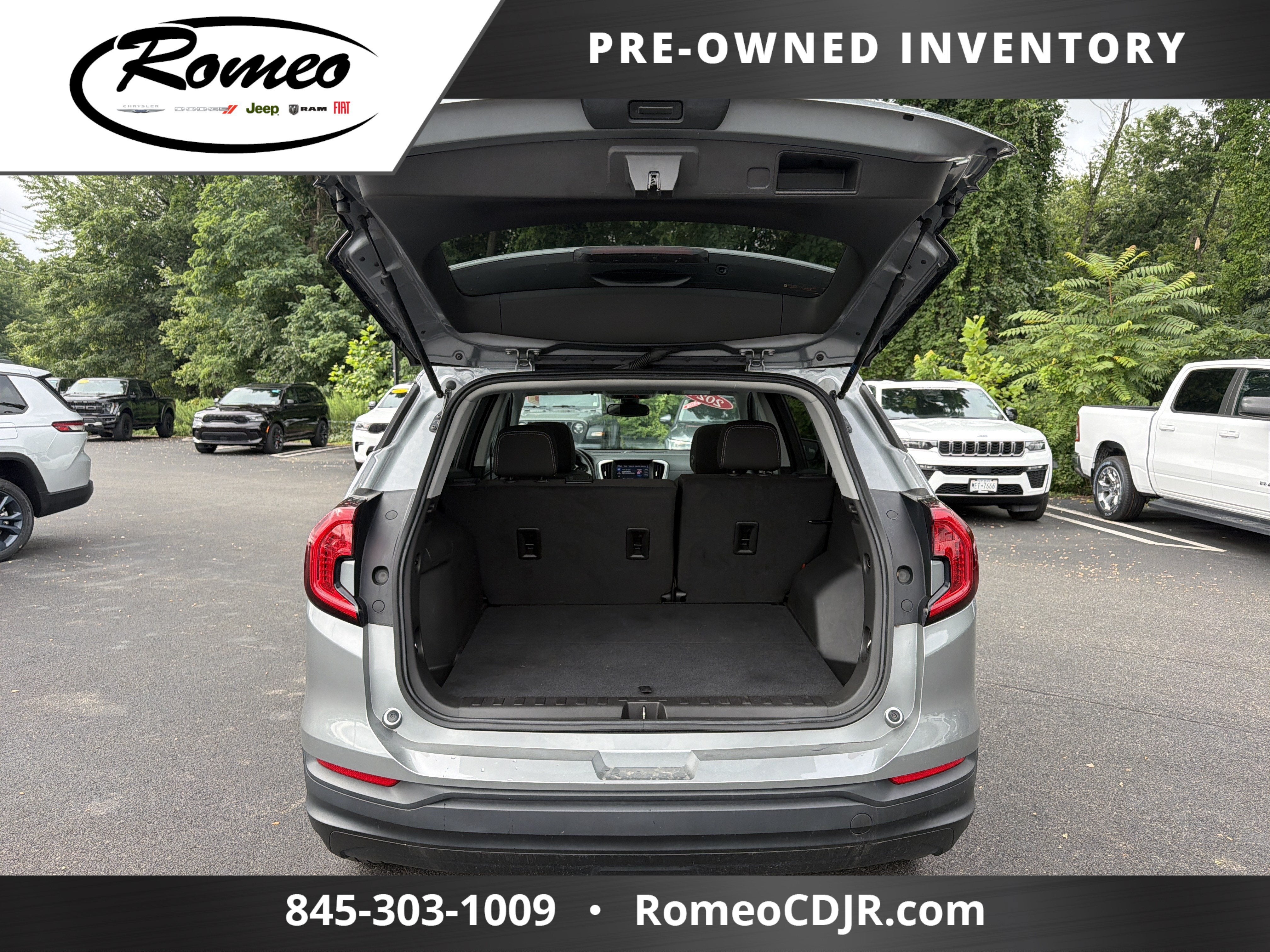 2024 GMC Terrain SLE