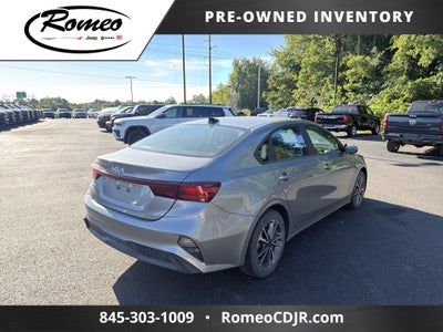 2023 Kia Forte LXS