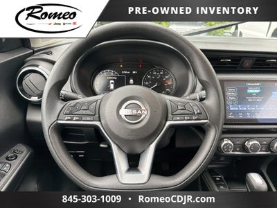 2023 Nissan Kicks SV