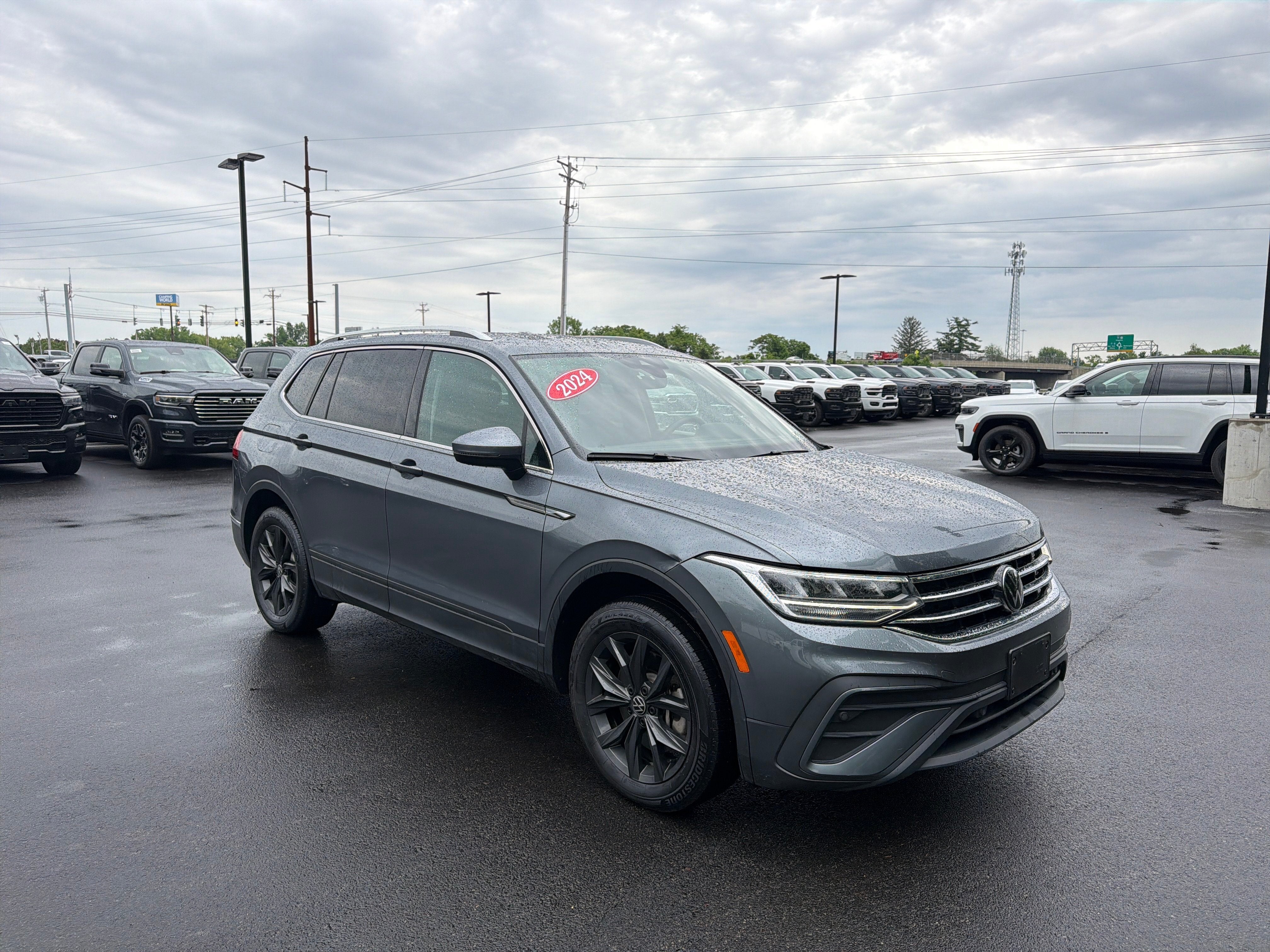 2024 Volkswagen Tiguan 2.0T SE