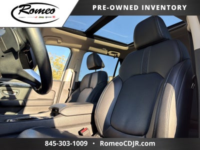 2025 Honda Pilot Touring