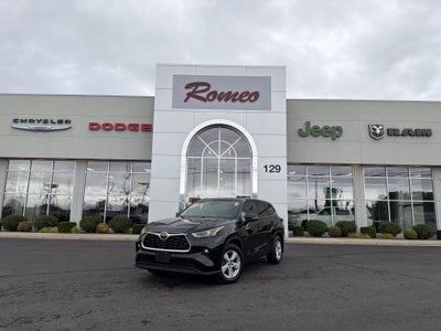 2023 Toyota Highlander LE