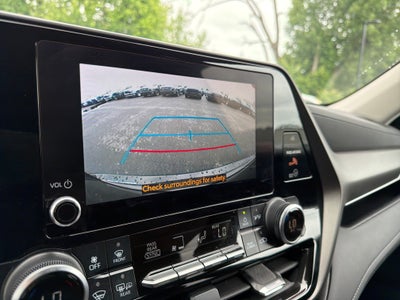 2023 Toyota Highlander LE