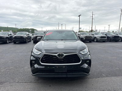 2023 Toyota Highlander LE
