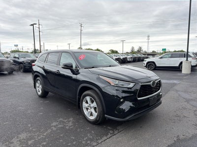 2023 Toyota Highlander LE