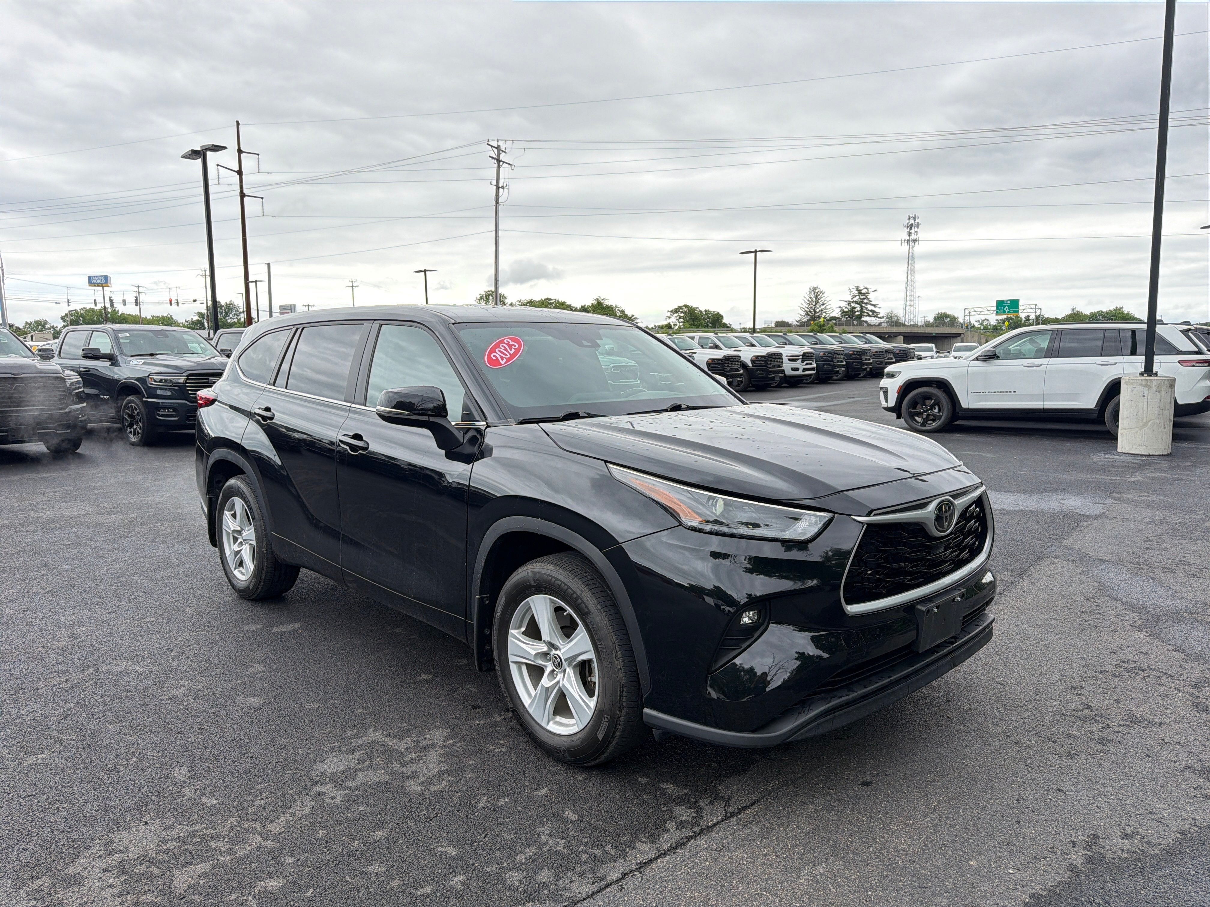 2023 Toyota Highlander LE