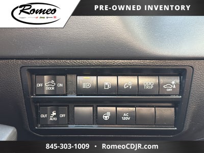 2023 Toyota Tundra Hybrid Platinum