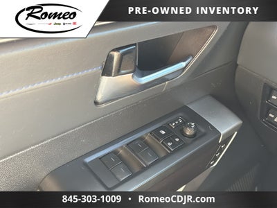 2023 Toyota Tundra Hybrid Platinum