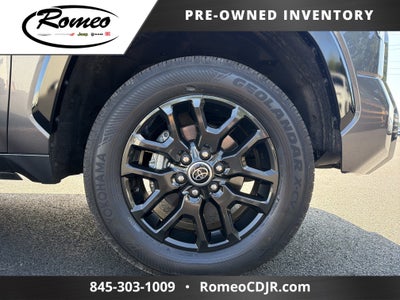 2023 Toyota Tundra Hybrid Platinum