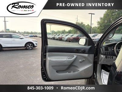 2014 Toyota Tacoma Base