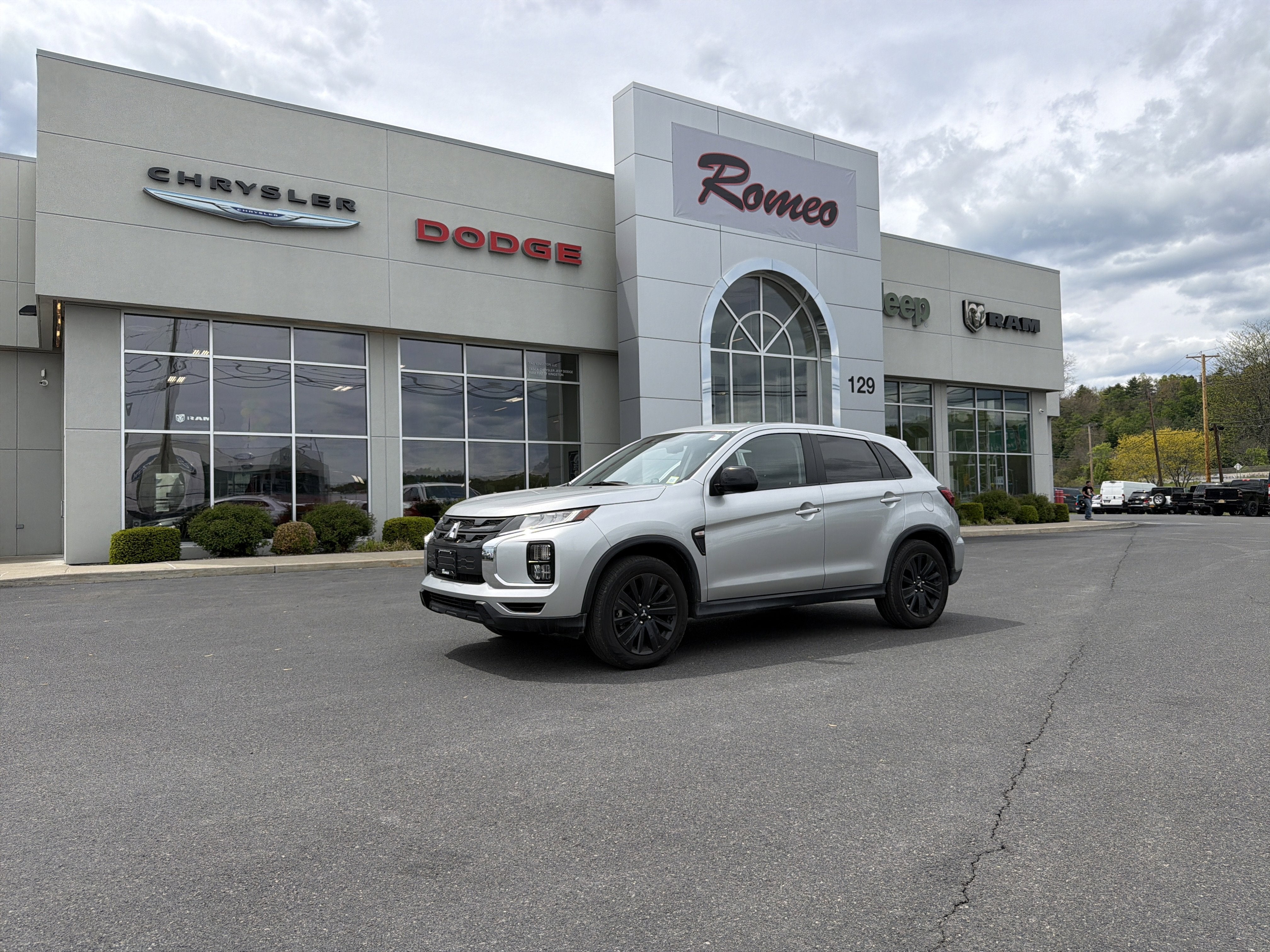 2025 Mitsubishi Outlander Sport Base