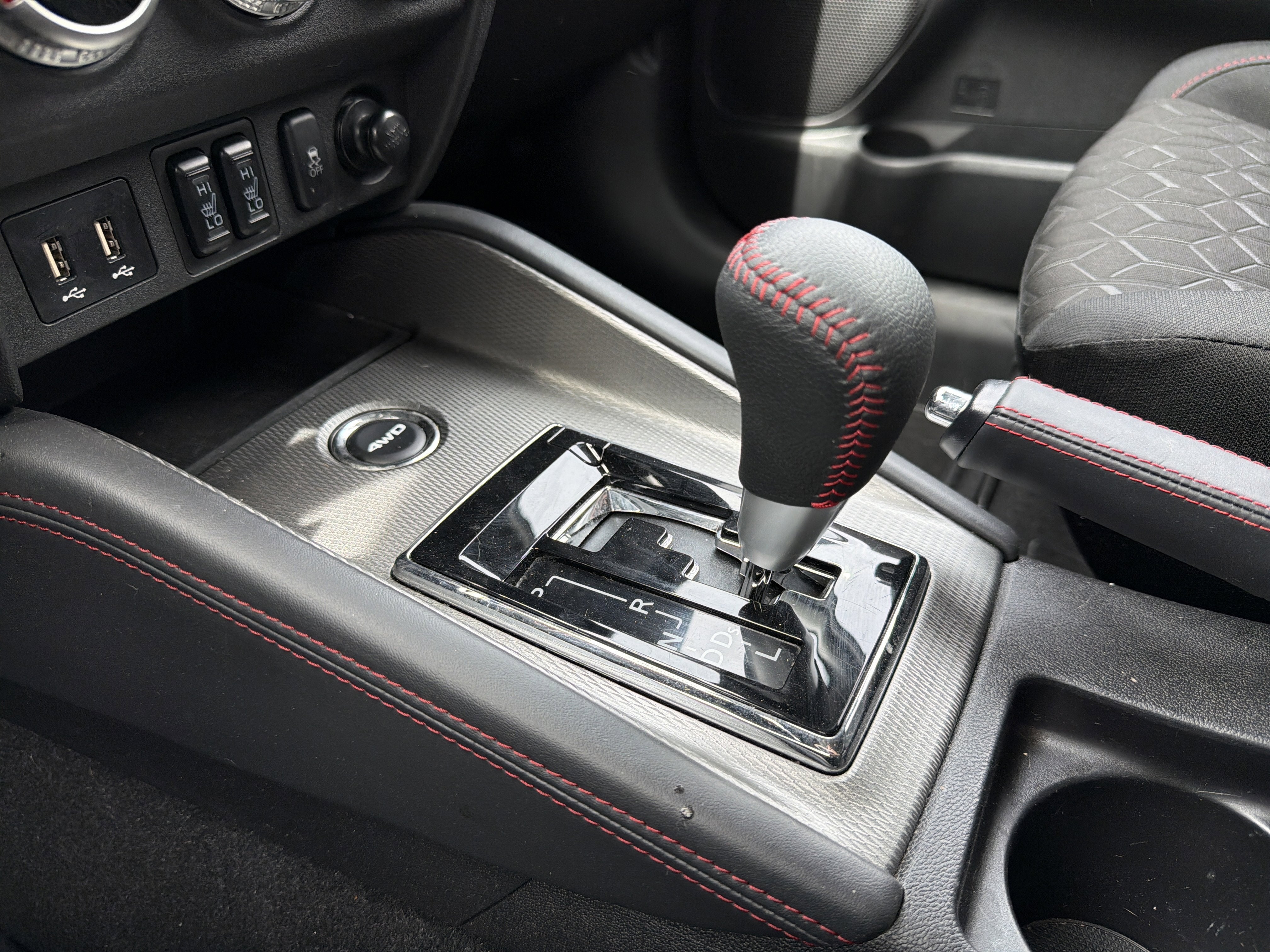 2025 Mitsubishi Outlander Sport Base