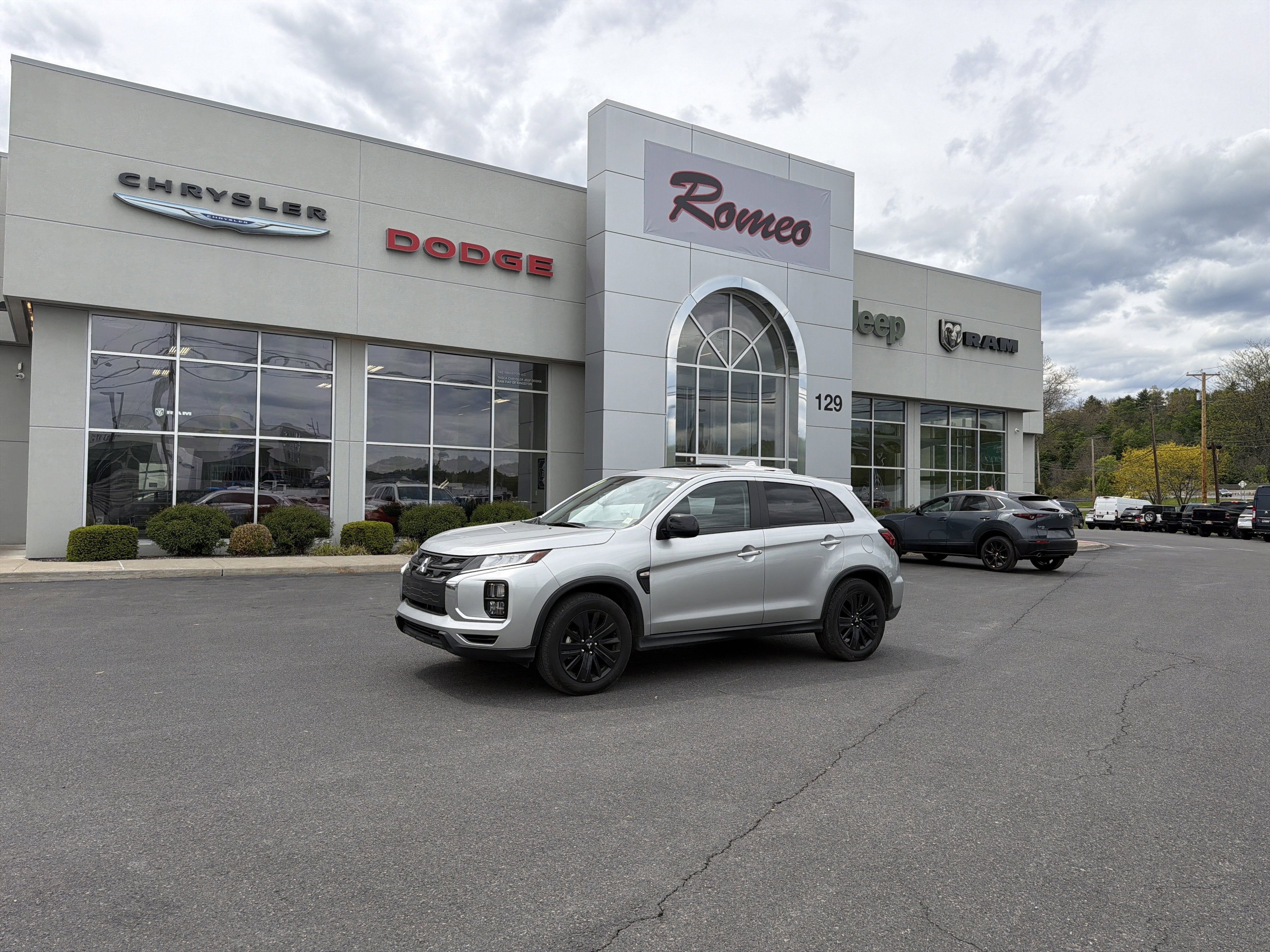 2025 Mitsubishi Outlander Sport Base