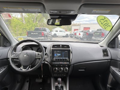 2025 Mitsubishi Outlander Sport Base