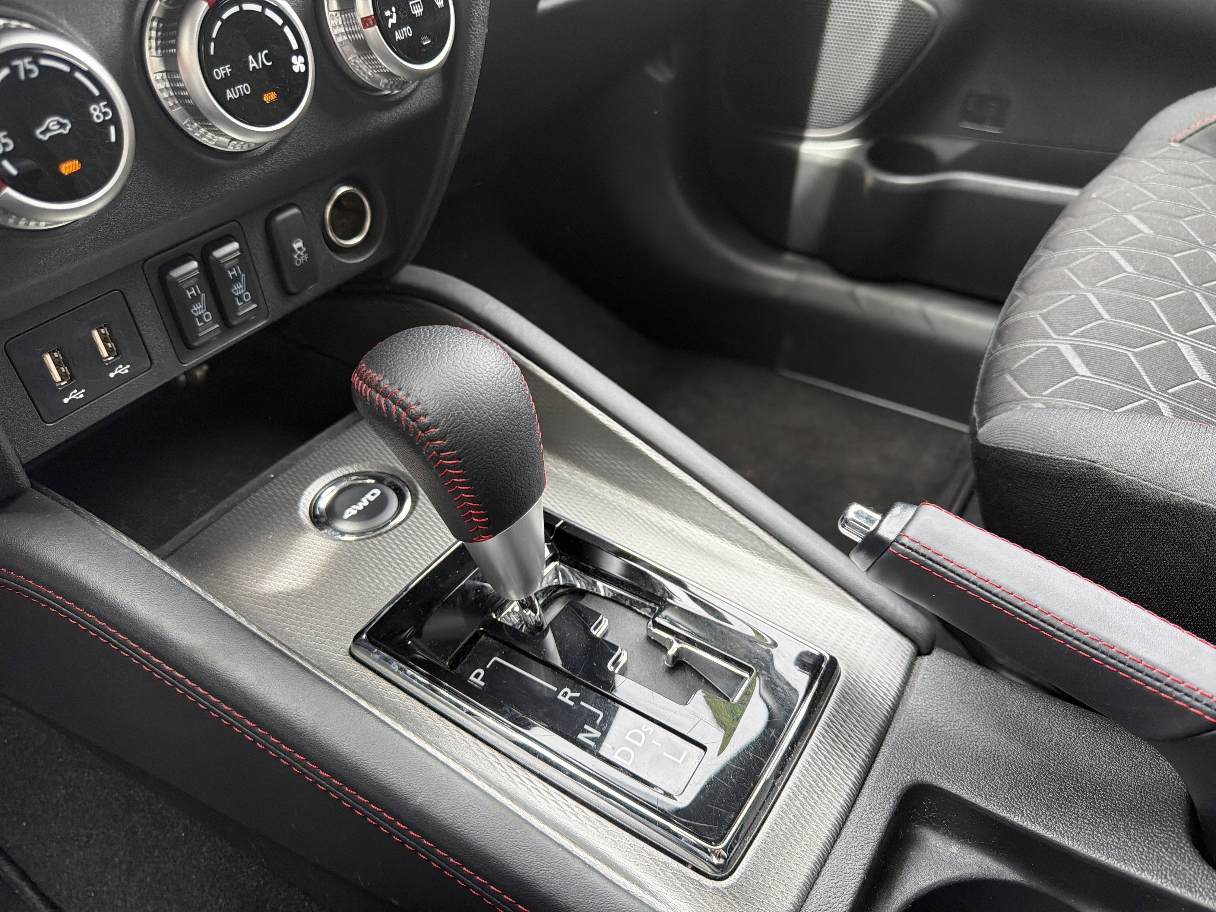 2025 Mitsubishi Outlander Sport Base