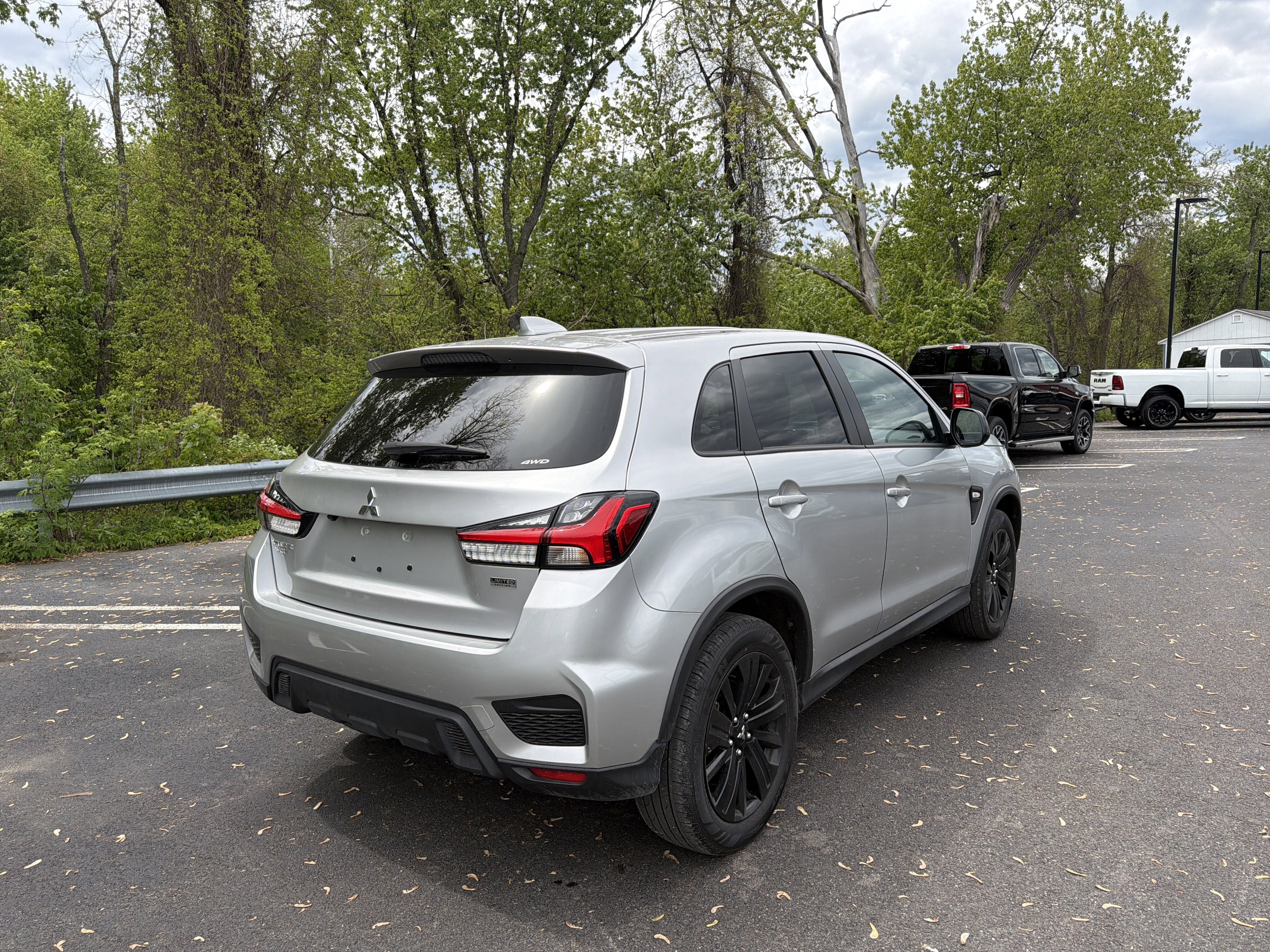 2025 Mitsubishi Outlander Sport Base