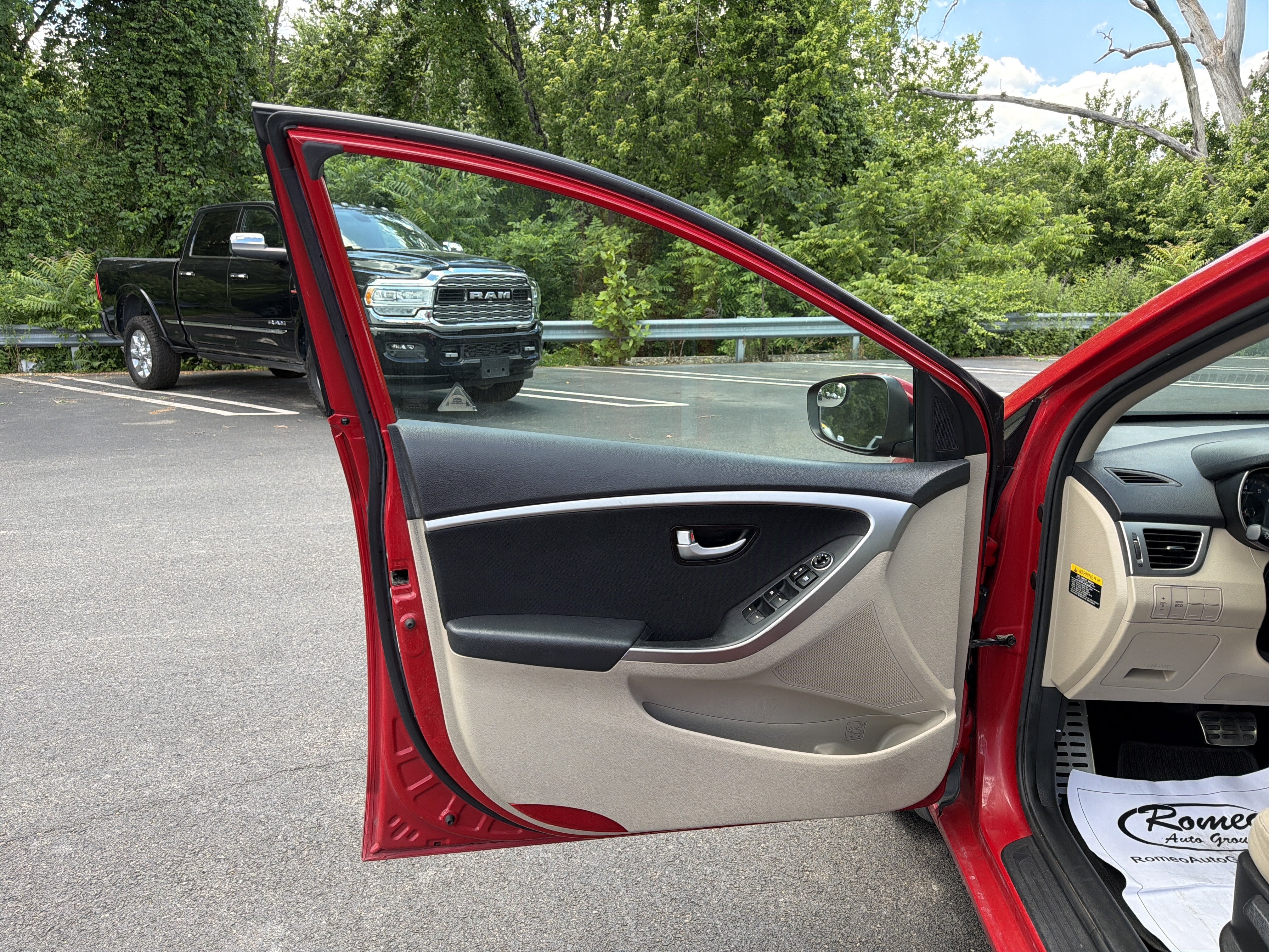 2013 Hyundai ELANTRA GT Base