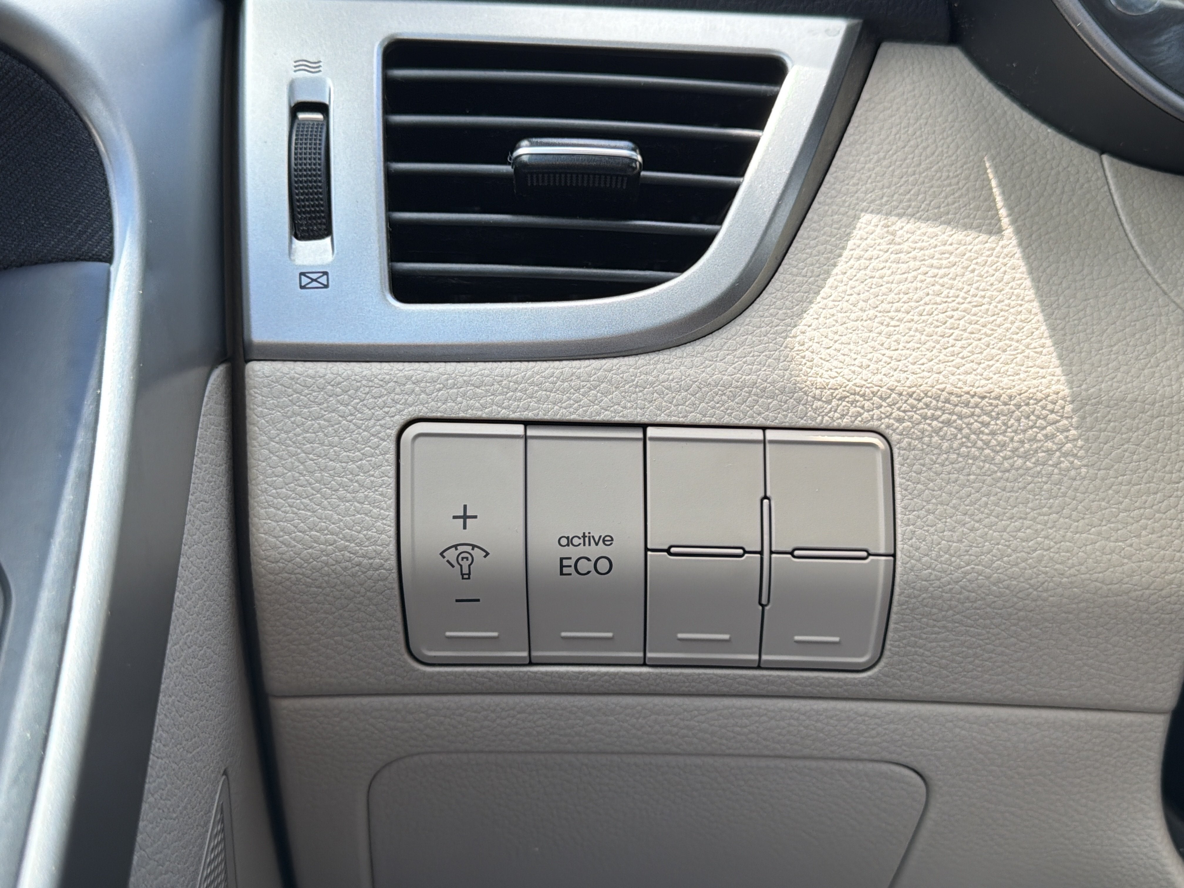 2013 Hyundai ELANTRA GT Base
