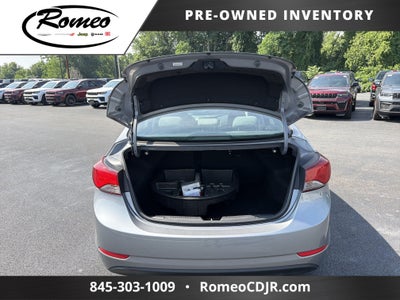 2015 Hyundai ELANTRA SE