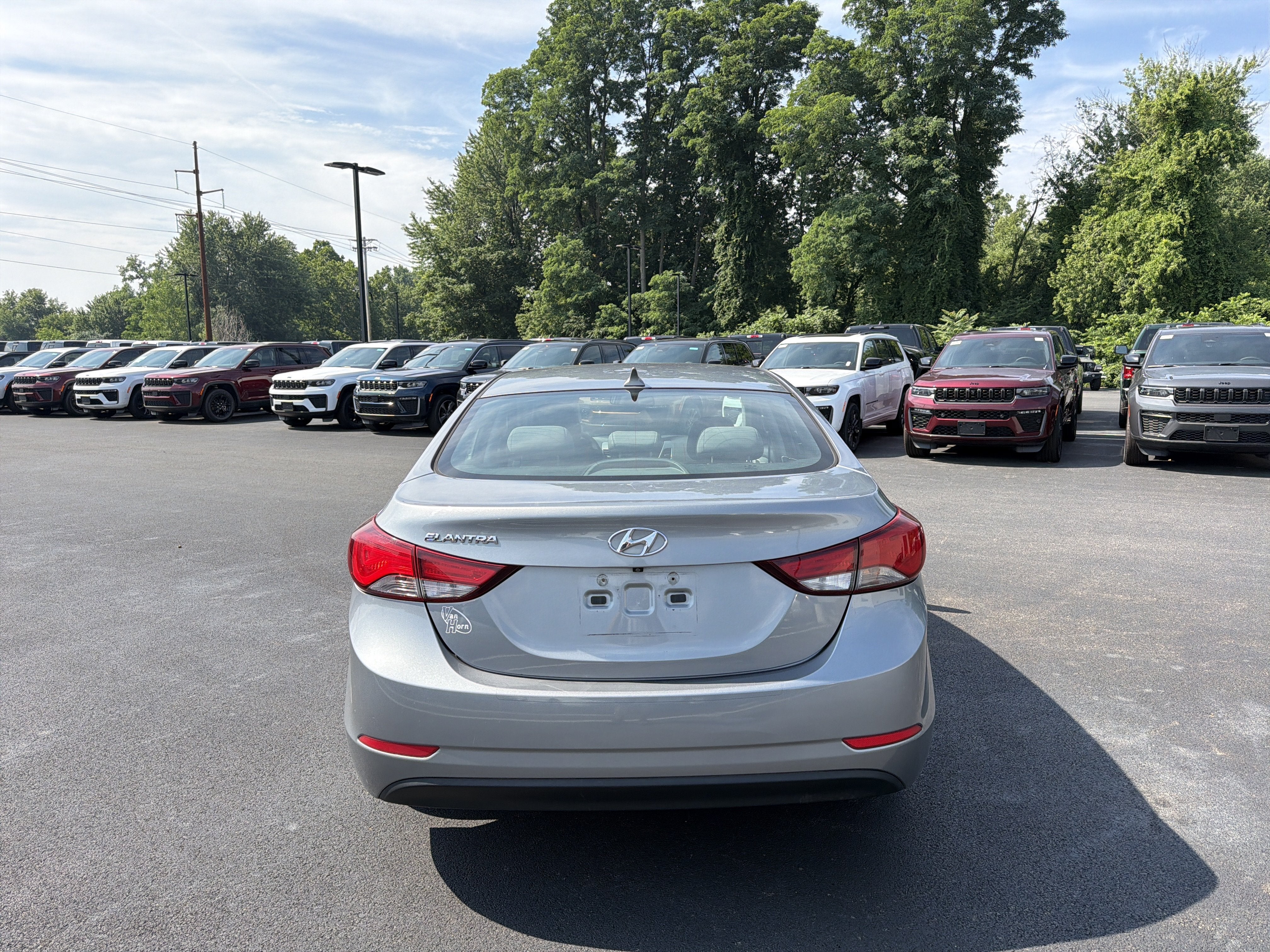 2015 Hyundai ELANTRA SE