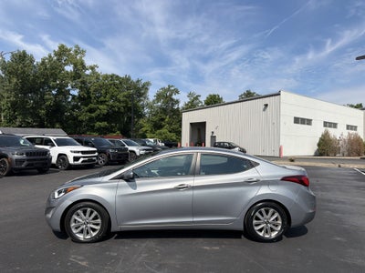 2015 Hyundai ELANTRA SE