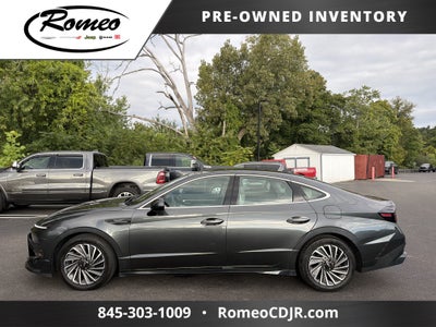 2025 Hyundai SONATA HYBRID SEL