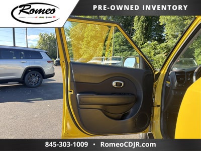 2016 Kia Soul +