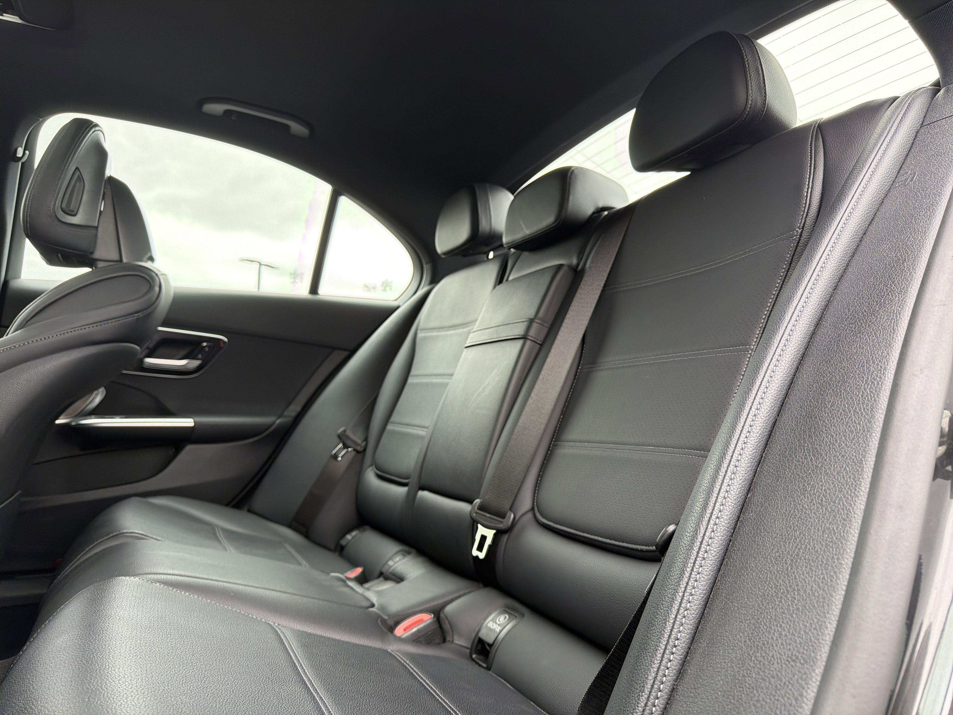 2022 Mercedes-Benz C-Class C 300