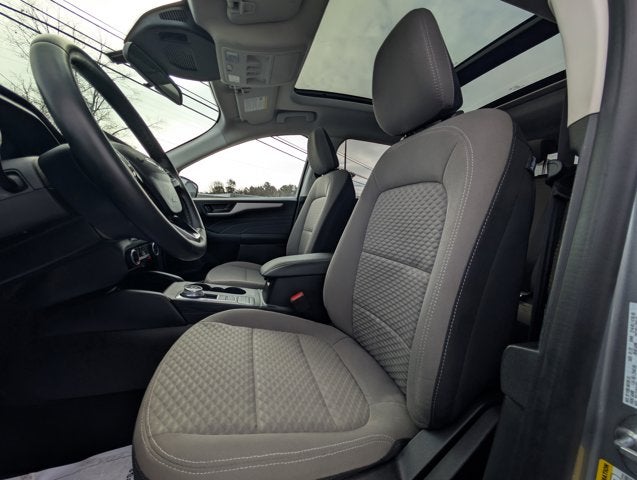 2022 Ford Escape SE Hybrid