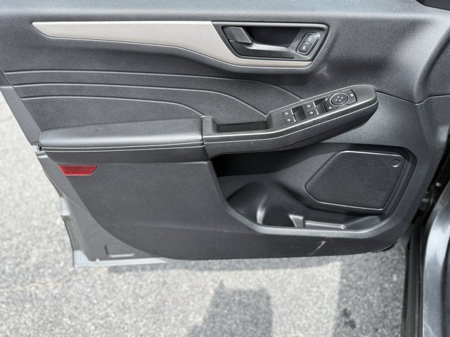 2022 Ford Escape S