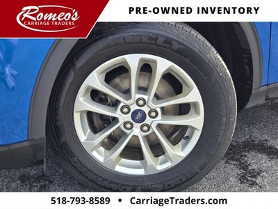 2020 Ford Escape SE