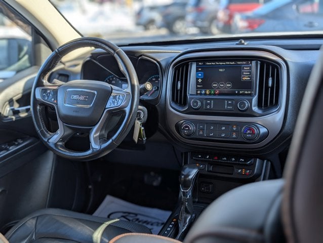 2022 GMC Canyon AT4 w/Leather