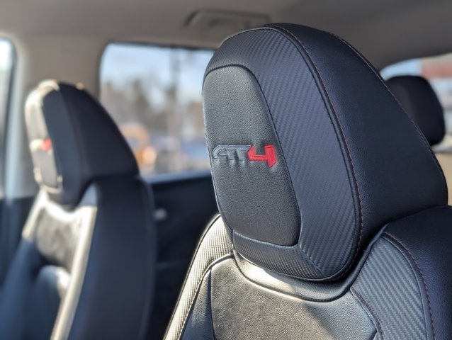 2022 GMC Canyon AT4 w/Leather