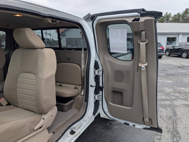 2016 Nissan Frontier SV