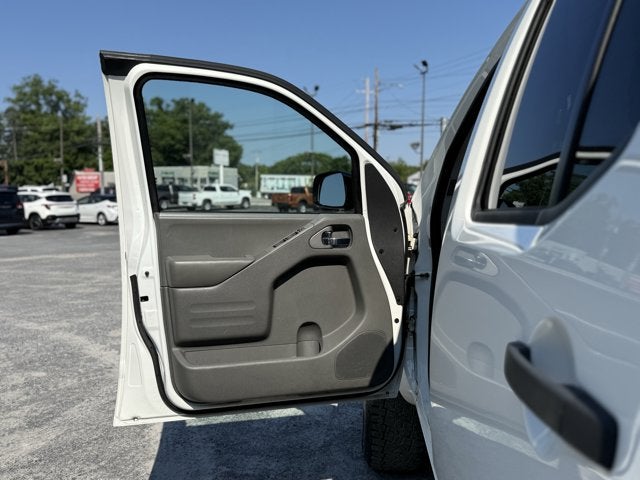 2019 Nissan Frontier SV