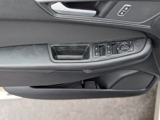 2018 Ford Edge SE