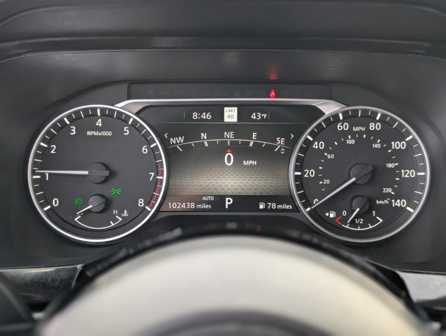 2022 Nissan Pathfinder SL