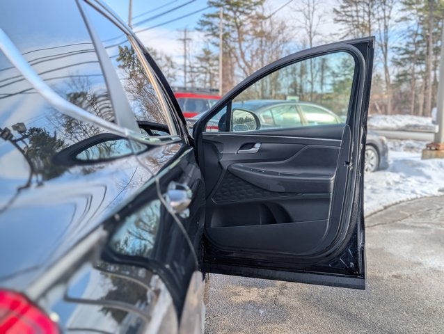 2021 Hyundai Santa Fe SE