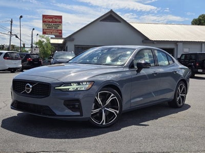 2024 Volvo S60 B5 Core Dark Theme