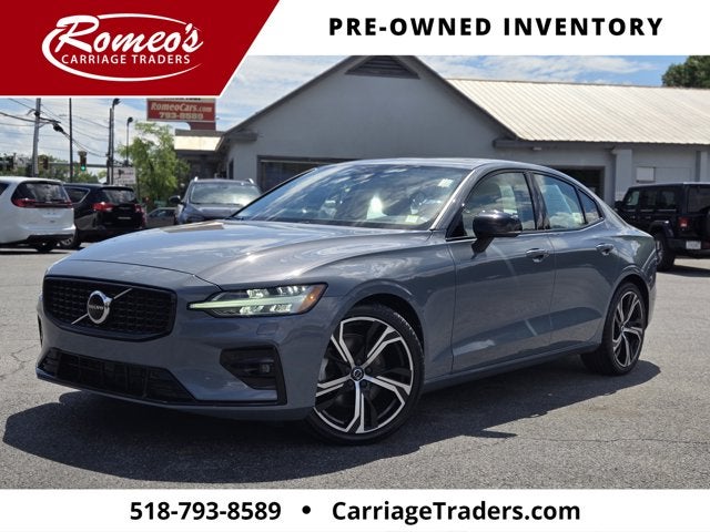 2024 Volvo S60 B5 Core Dark Theme