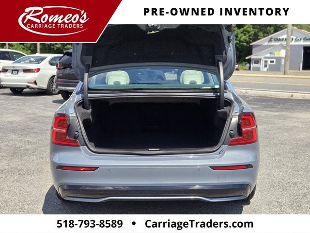 2024 Volvo S60 B5 Core Dark Theme
