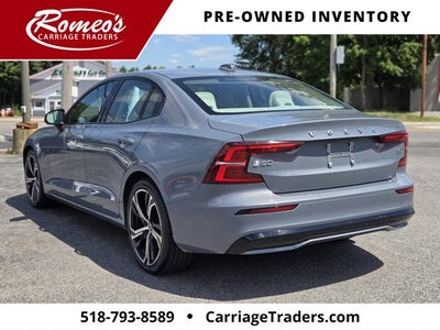 2024 Volvo S60 B5 Core Dark Theme