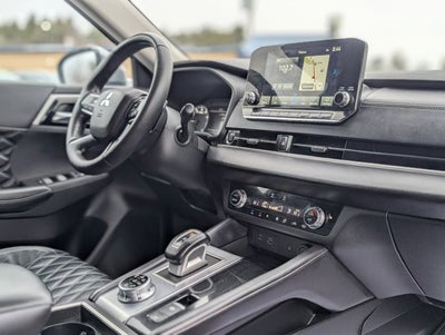 2022 Mitsubishi Outlander SEL