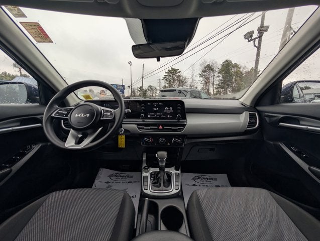2025 Kia Seltos LX