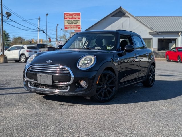 2018 MINI Hardtop 4 Door Base