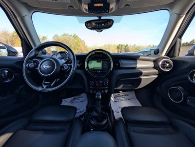2018 MINI Hardtop 4 Door Base