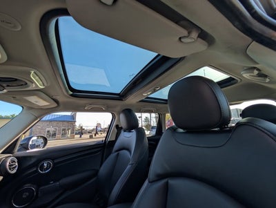 2018 MINI Hardtop 4 Door Base