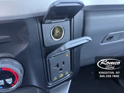 2025 Ford Chassis Cab F-550® XLT