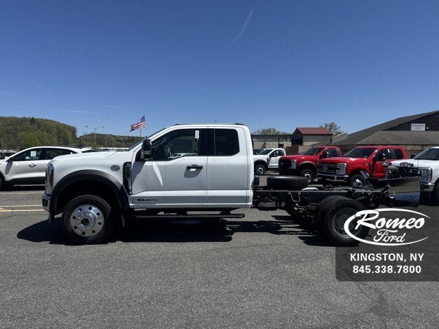 2025 Ford Chassis Cab F-550® XLT