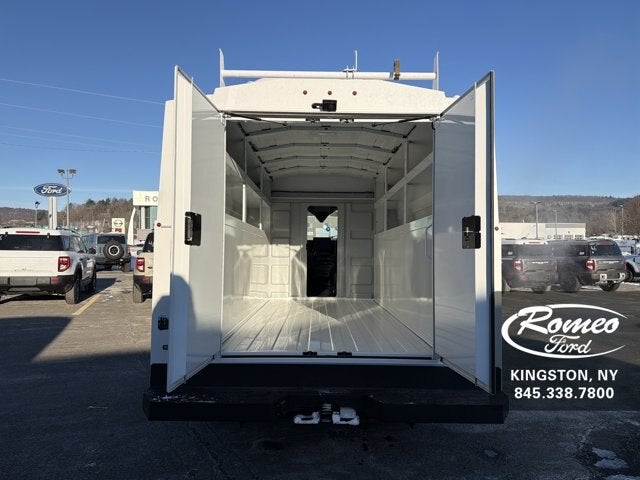 2025 Ford Transit Chassis Cutaway